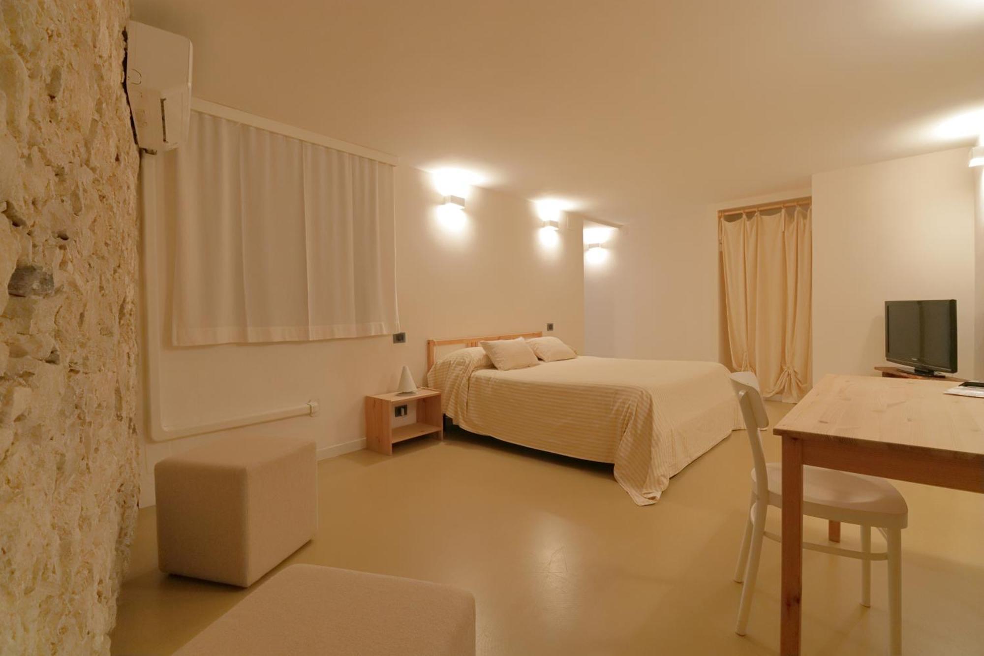 Al Postale 17 Bed & Breakfast *